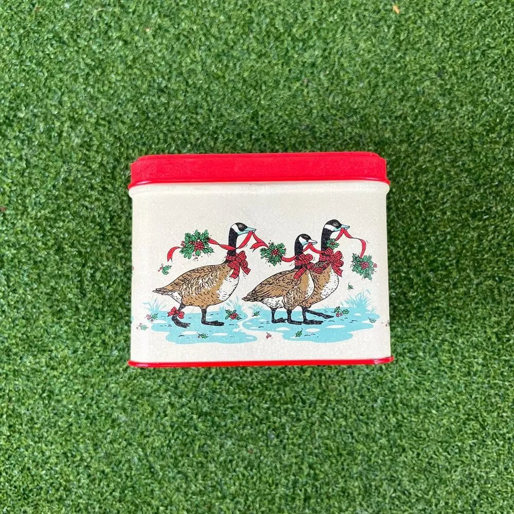 Vintage Pleasure Press Christmas Tin Canada Geese Holly Greensboro NC Made USA